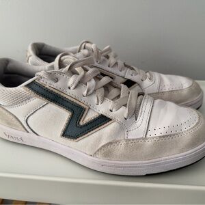 Vans Lowland Comfy Cush White and Black Women’s Size 9